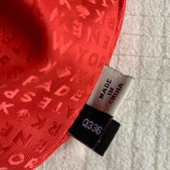 Kate Spade ‘ace of spades’ Adrianne pouch - Picture 10 of 12